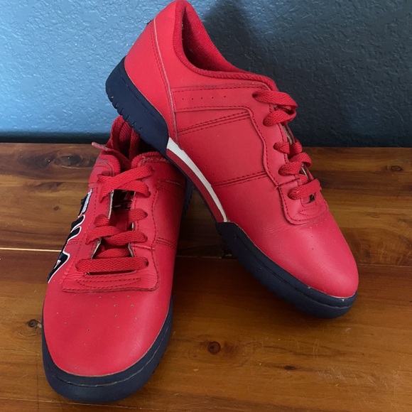 Fila Original Fitness Classic Retro Casual Athletic Shoes Red Size 5 Lace - Picture 3 of 9